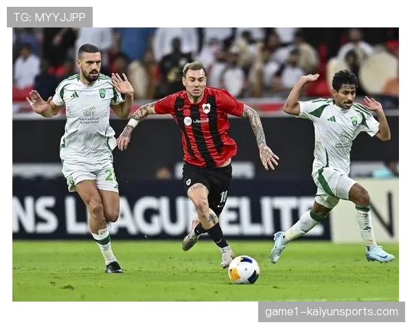 卡塔尔球员经验丰富 主场优势助其成功晋级