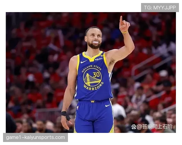 勇士关键球过度依赖三分出手 战术定式成双刃剑